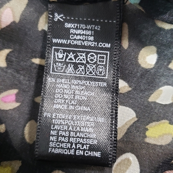 Forever 21 Sheer Blouse - Picture 6 of 6